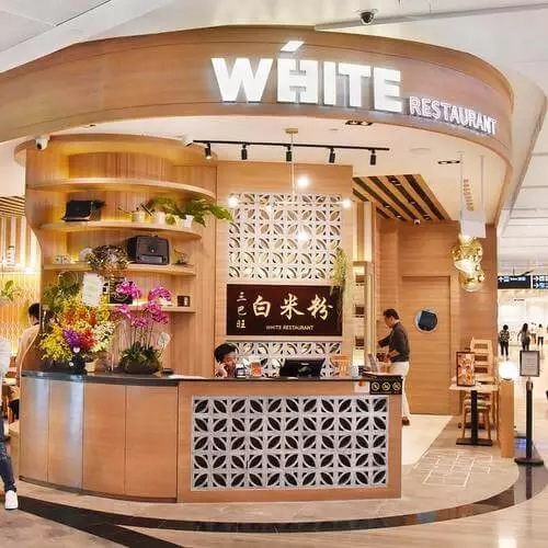 White Restaurant Singapore (1)