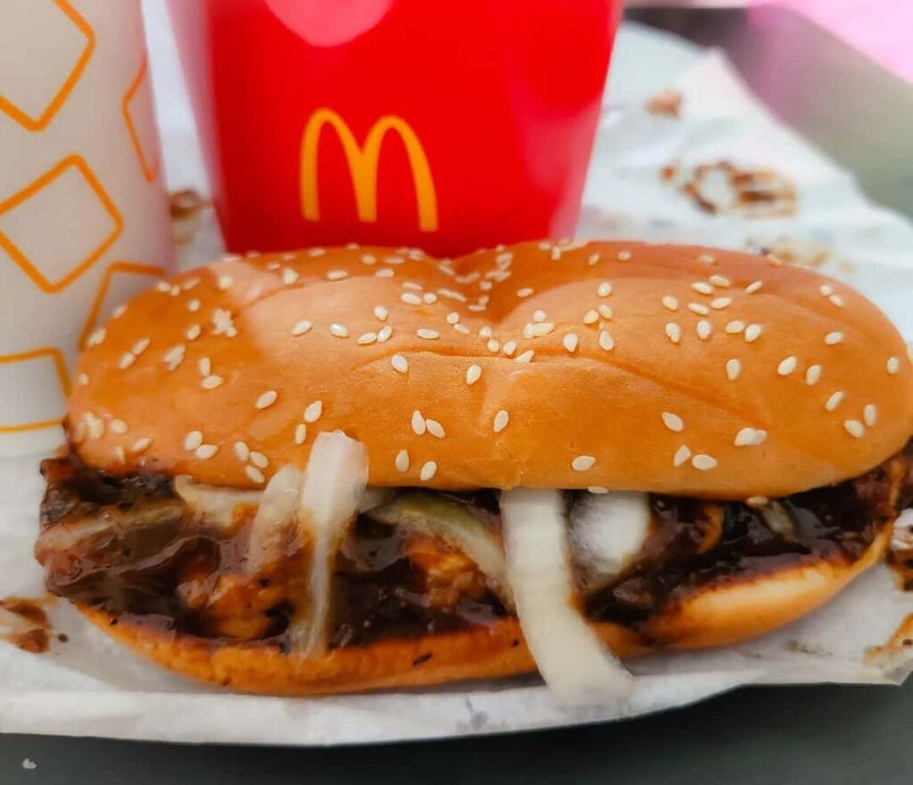 Best Prosperity Burger in McDonald Singapore Menu 2023-min