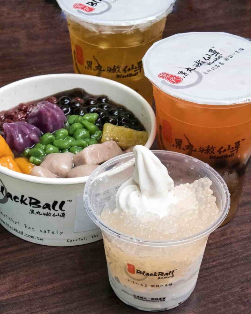 Delicious dessert of Blackball Singapore Outlets