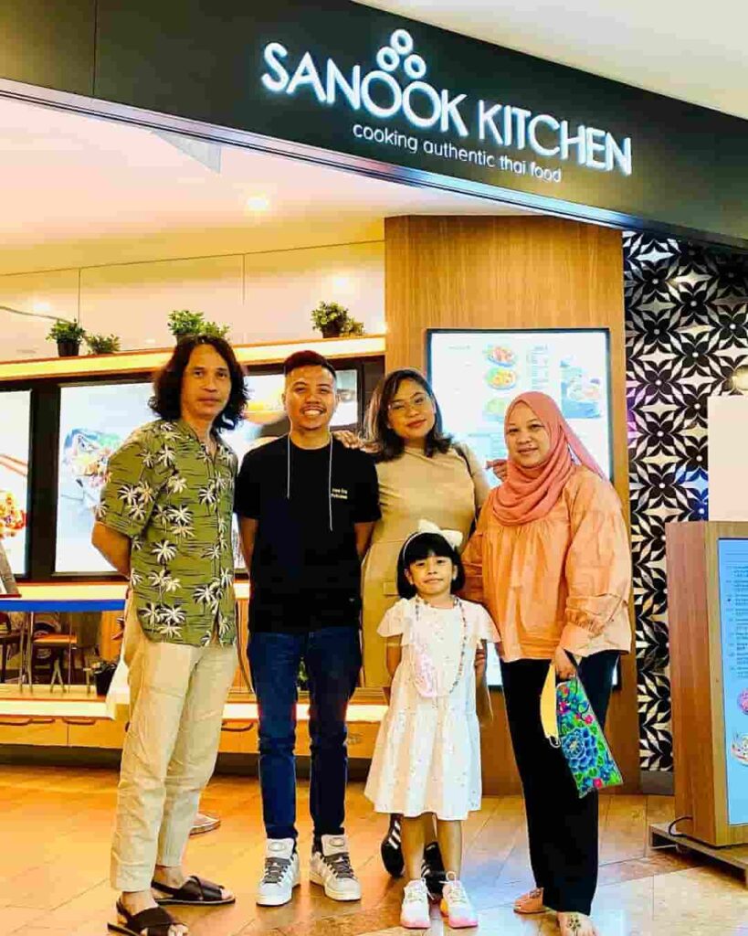 Popular Sanook Kitchen Singapore Outlets